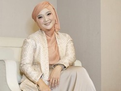 Sulis Ngerem Ambil Job Ramadan demi Suami dan Anak