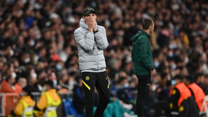 MADRID, SPAIN - APRIL 12:  Chelsea coach Thomas Tuchel reacts during the UEFA Champions League Quarter Final Leg Two match between Real Madrid and Chelsea FC at Estadio Santiago Bernabeu on April 12, 2022 in Madrid, Spain. (Photo by Shaun Botterill/Getty Images)