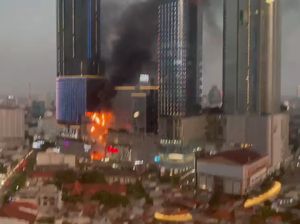 Tunjungan Plaza 5 Terbakar, Arus Lalin Dialihkan ke Basuki Rahmat