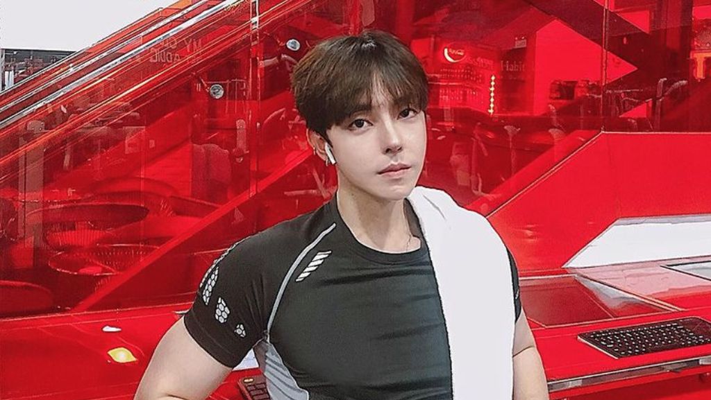 Ini Perubahan Wajah Pria Vietnam Oplas Belasan Tahun Hingga Mirip Idol KPop Ini Perubahan Wajah Pria Vietnam Oplas Belasan Tahun Hingga Mirip Idol KPop