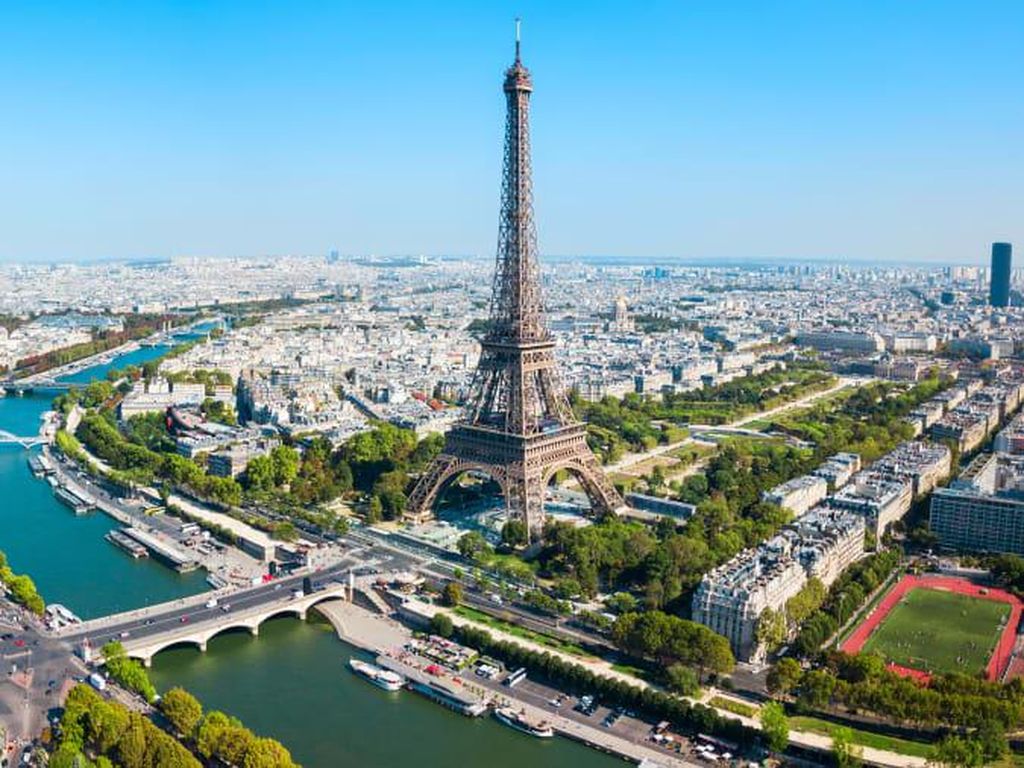 10 Destinasi Terbaik di Tahun 2021, Paris Juaranya!