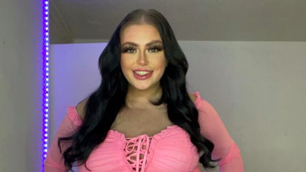 Foto: Wanita Berperut Gemuk Jadi Sensasi di TikTok, PD Tunjukkan Fisiknya Foto: Wanita Berperut Gemuk Jadi Sensasi di TikTok, PD Tunjukkan Fisiknya