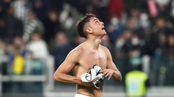 TURIN, ITALY - APRIL 03: Paulo Dybala of Juventus reacts following the Serie A match between Juventus and FC Internazionale at Allianz Stadium on April 03, 2022 in Turin, Italy. (Photo by Marco Luzzani/Getty Images)