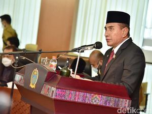 Proyek Perbaikan Jalan Senilai Rp 2,7 T di Sumut Dimulai Proyek Perbaikan Jalan Senilai Rp 2,7 T di Sumut Dimulai