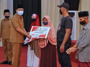 Salurkan Bansos untuk 5.319 Keluarga, Gus Ipul: Manfaatkan untuk Kebutuhan