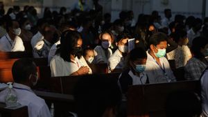 Misa Kamis Putih di Gereja Katedral Santa Maria