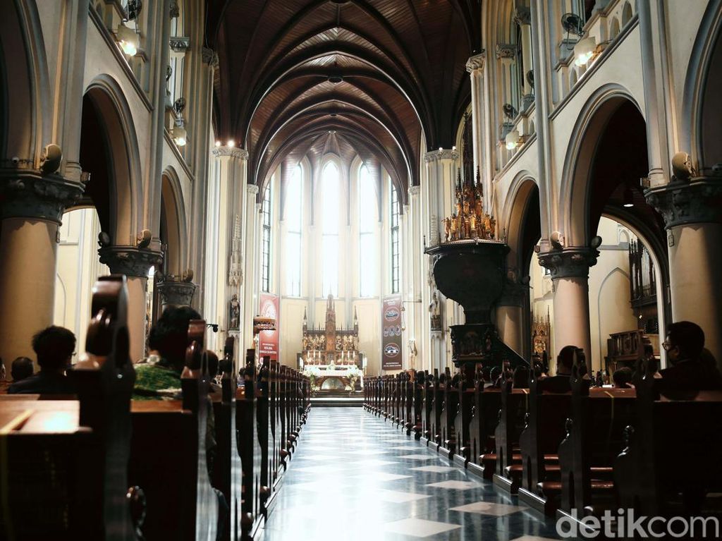 Kamis Putih 2022, Ini Jadwal dan Live Streaming Misa di Katedral Jakarta