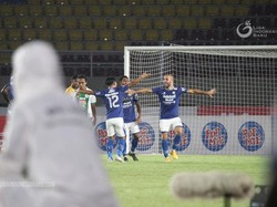 Para Pemain Persib yang Hobi Pamer Jaipongan di Lapangan
