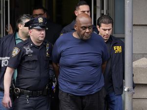 Sempat Lapor Polisi, Pelaku Penembakan di Stasiun Kereta New York Ditangkap Sempat Lapor Polisi, Pelaku Penembakan di Stasiun Kereta New York Ditangkap