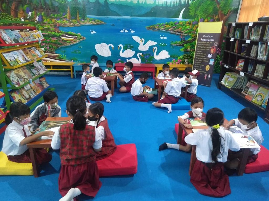 Perpustakaan Ramah Anak di Denpasar Ini Tarik Minat Siswa Membaca