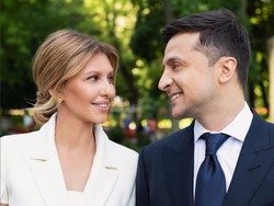 Di Tengah Perang, Presiden Ukraina-Istri Berpose untuk Majalah Vogue