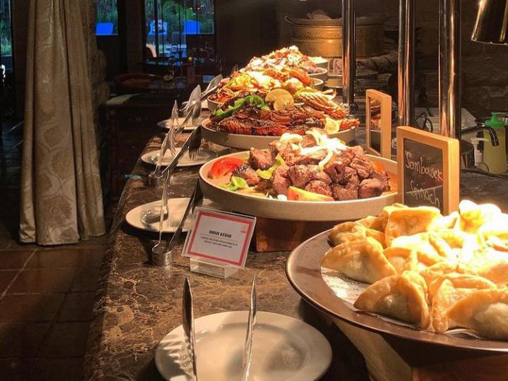 5 Restoran Timur Tengah Ini Punya Menu Nasi Mandi hingga Uzbuki yang Nikmat 5 Restoran Timur Tengah Ini Punya Menu Nasi Mandi hingga Uzbuki yang Nikmat