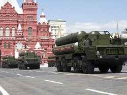 Sangarnya Rudal Anti Pesawat S-300 yang Dihancurkan Rusia