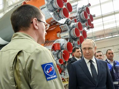 Jawab Spekulasi Kesehatannya, Putin Muncul ke Publik
