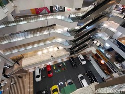 Setelah Kebakaran TP 5, Pengunjung Tetap Berburu Diskon