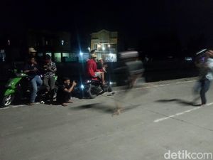 Cara Polisi Tangkal Balap Liar di Bandung Cara Polisi Tangkal Balap Liar di Bandung