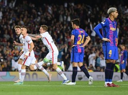 Setelahnya, Barcelona ditumbangkan Eintracht Frankfurt dengan skor 3-2 (Getty Images)