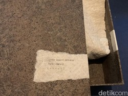 Mengenal Daluang, Kertas Tradisional Indonesia Buatan Bandung