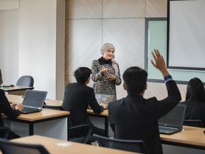 Kemdikbud Kembali Buka PPPTV-PTS, Kampus Swasta Bisa Dapat Pendanaan Segini Kemdikbud Kembali Buka PPPTV-PTS, Kampus Swasta Bisa Dapat Pendanaan Segini