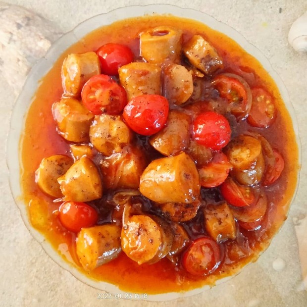 Ilustrasi tumis sosis/ Foto: Instagram.com/10atnite_cookingandbaking