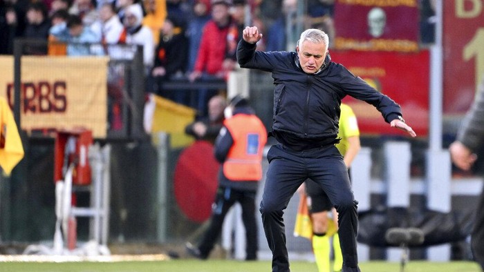 Romas Jose Mourinho reacts during the Serie A soccer match between Roma and Salernitana at Olympic stadium of Rome, Sunday April 10, 2022. (Alfredo Falcone/LaPresse via AP)