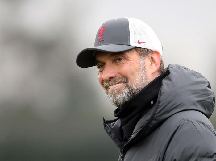 KIRKBY, ENGLAND - APRIL 12: Jurgen Klopp, Manager of Liverpool looks on during the Liverpool Training Session ahead of the UEFA Champions League match against Benfica at AXA Training Centre on April 12, 2022 in Kirkby, England. (Photo by Jan Kruger/Getty Images)