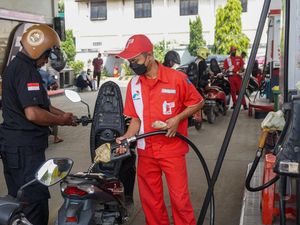 Pertamax Turun Jadi Rp 12.800 per Liter, Cek Daftar Harga BBM RON 92 Terbaru