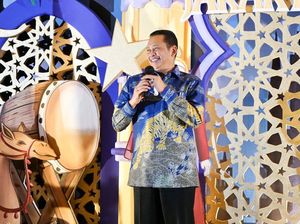 Bamsoet Ajak Masyarakat Mampu Beri Perhatian ke Anak Yatim