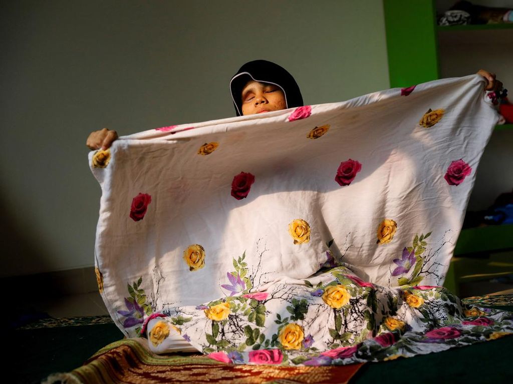 Di Pesantren Ini, Santri Tunanetra Khusyuk Beribadah Ramadan Di Pesantren Ini, Santri Tunanetra Khusyuk Beribadah Ramadan