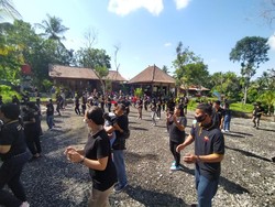 Jemaat GBI ROCK Jembrana Peringati Jumat Agung di Ruang Terbuka