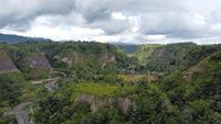 Pesona Ngarai Sianok, Pahatan Indah di Bukittinggi