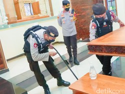 Polisi Situbondo Gandeng Banser Amankan Rangkaian Ibadah Umat Kristiani