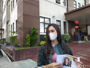 Perempuan Muda Geruduk Polda Jabar, Laporkan Arisan Bodong!