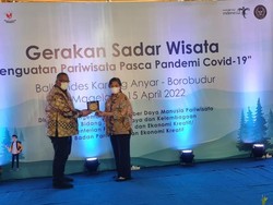 Waket MPR Dorong Industri Pariwisata Manfaatkan Momen Libur Lebaran