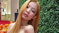 7 Gaya Rambut Artis KPop Jadi Tren di 2022, Jennie BLACKPINK Warna Oranye