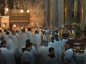 Momen Paskah di Gereja Makam Suci Yerusalem