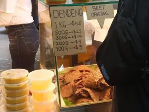 Curang! Penjual Dendeng Ini Kurangi Takaran hingga 50 Gram