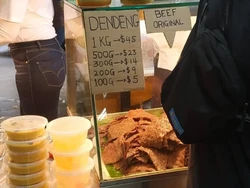 Curang! Penjual Dendeng Ini Kurangi Takaran hingga 50 Gram