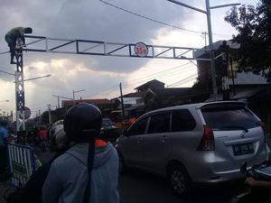 Duh, Portal Underpass Makamhaji Berulang Kali Rusak Diterobos Kendaraan Berat
