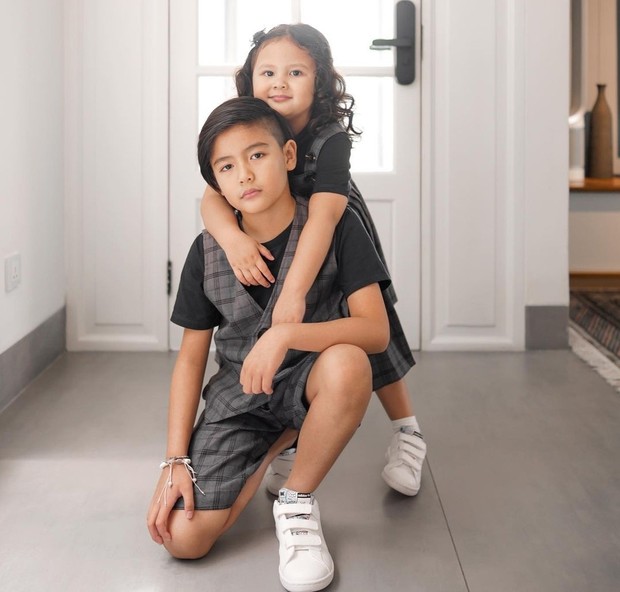 Ryshaka anak Ryan Delon/Foto: Instagram.com/mrssharena anak artis ganteng