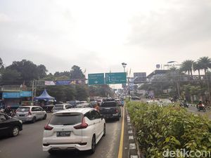 Sabtu Petang, Lalin Menuju Puncak Bogor Terpantau Padat