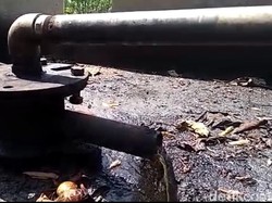 Tak Beroperasi Sejak 2015, Sumur Tua di Blora Tetiba Keluarkan Minyak