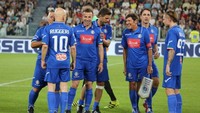 Sebetulnya, ia pernah tampil di sebuah laga amal yang berlangsung di stadion yang sama pada Mei 2017 silam. Namun pertandingan kala itu tidak melibatkan Juventus, yang hanya menyediakan tempat saja. Foto: Dok. Sky Sport Italia