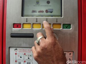 Mendengar Curhatan Jukir di Jalan Balonggede Bandung