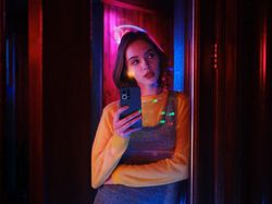 Menyiasati Memotret Kondisi Low Light Jadi Estetik dengan OPPO Reno7