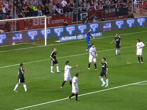 Sevilla Vs Real Madrid: Nostalgia Gol Cantik Kaka Sevilla Vs Real Madrid: Nostalgia Gol Cantik Kaka