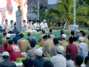 Muzammil Ceramah di Depan Gubsu Edy, Ini Pesan yang Disampaikan Muzammil Ceramah di Depan Gubsu Edy, Ini Pesan yang Disampaikan