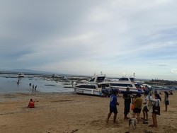 Libur Paskah, 1.500 Orang/Hari Menyeberang dari Pelabuhan Sanur