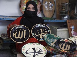 12 Contoh Kaligrafi Islam Populer Beserta Jenis Khatnya