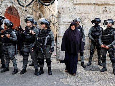 Polisi Israel Patroli di Yerusalem Usai Bentrokan di Masjid Al-Aqsa